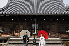ロケーションフォト・フォトウェディング・前撮り 白無垢・色打掛・紋付袴 称名寺・桜・紅葉・お寺・神奈川